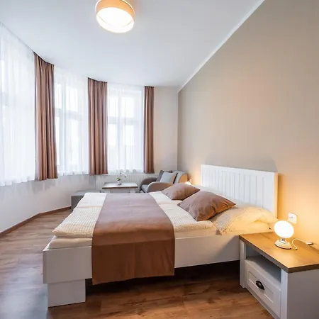 Astoria 3*
