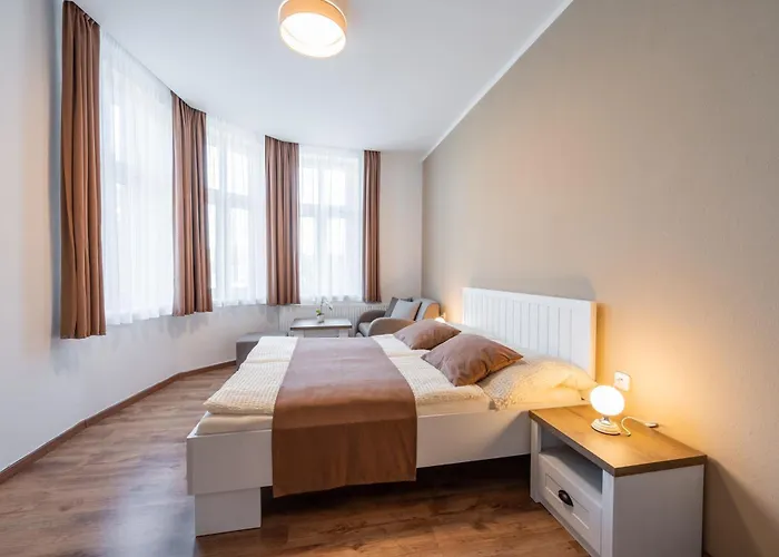 Astoria 3*